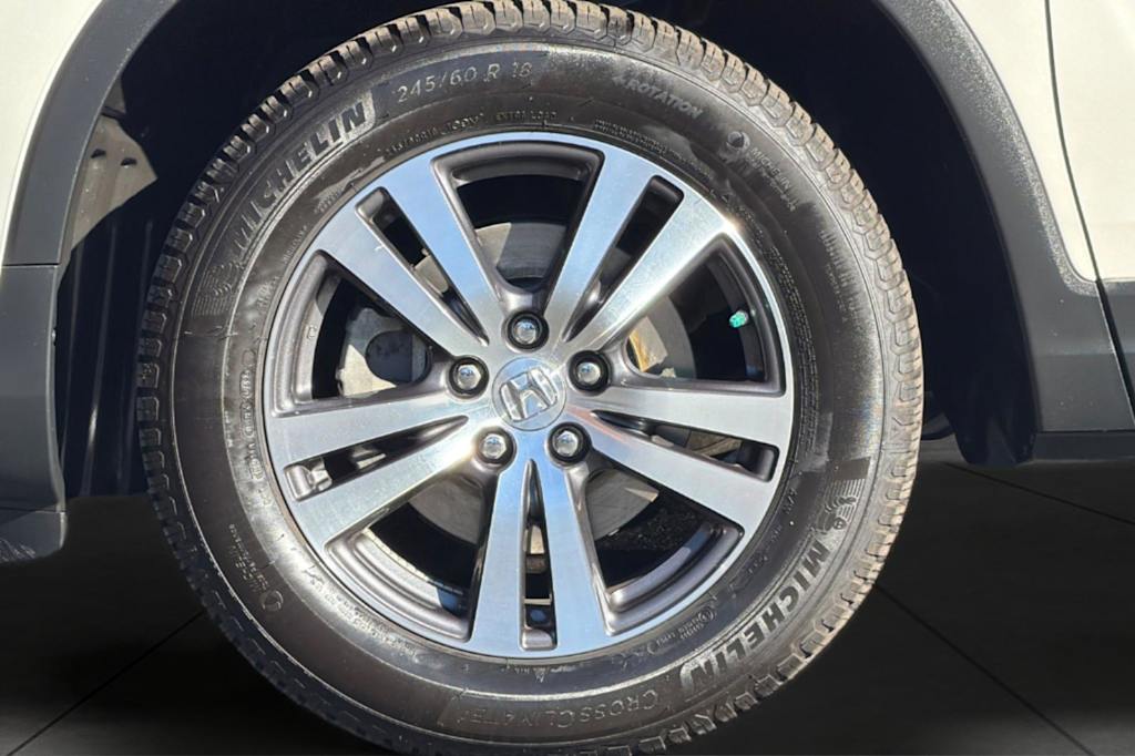 Thumbnail: 2018 Honda Pilot - 8
