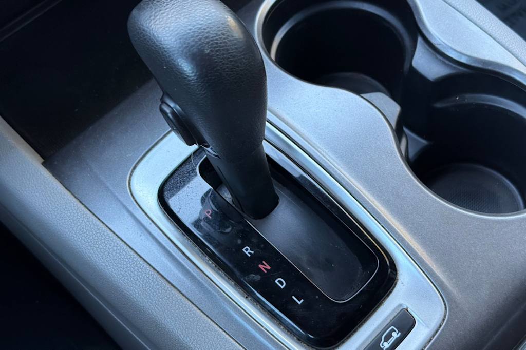 Thumbnail: 2017 Honda Pilot - 14