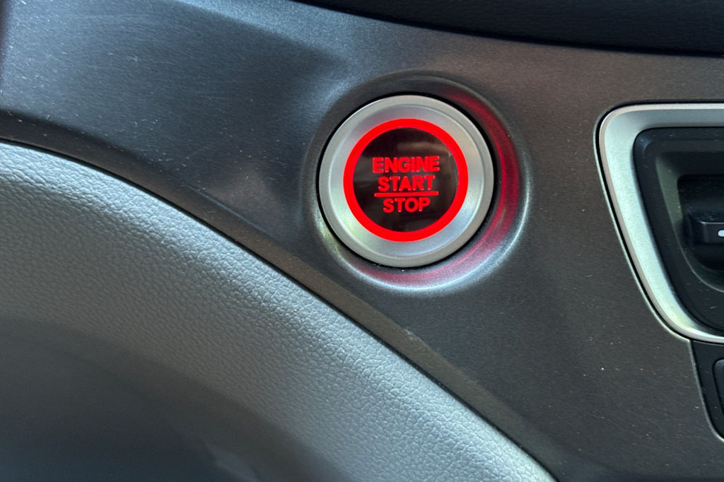 Thumbnail: 2016 Honda Pilot - 27