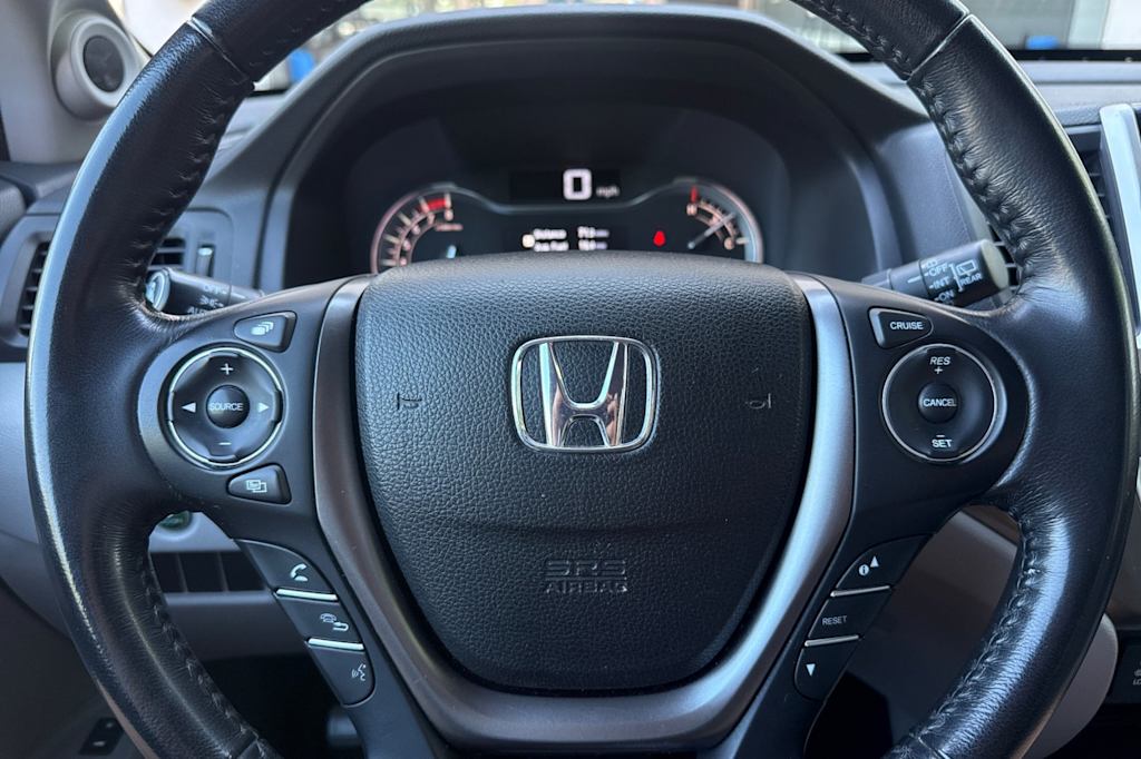Thumbnail: 2016 Honda Pilot - 28