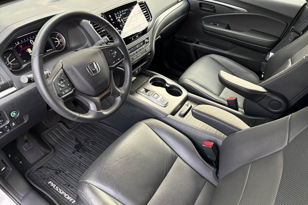 Thumbnail: 2023 Honda Passport - 9