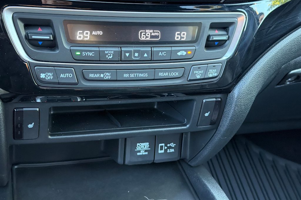 Thumbnail: 2020 Honda Passport - 24