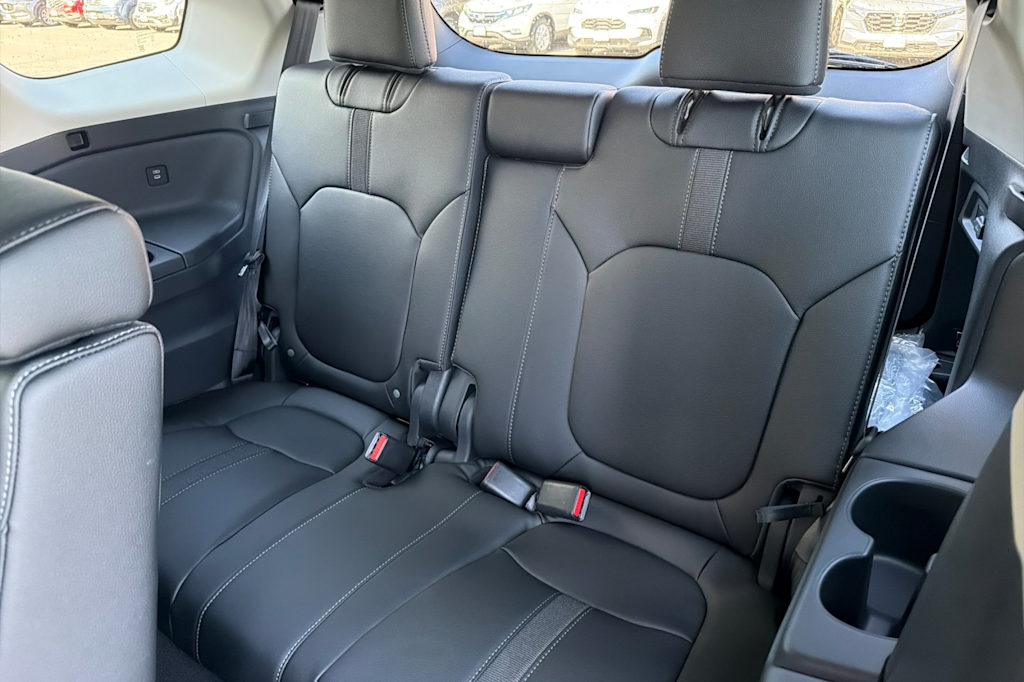 Thumbnail: 2026 Honda Pilot - 23