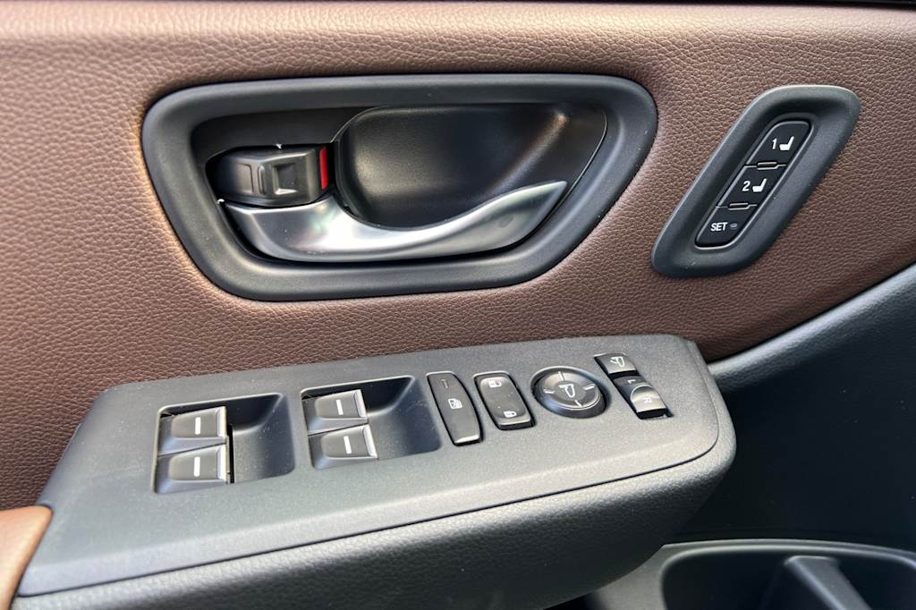 Thumbnail: 2026 Honda Pilot - 20