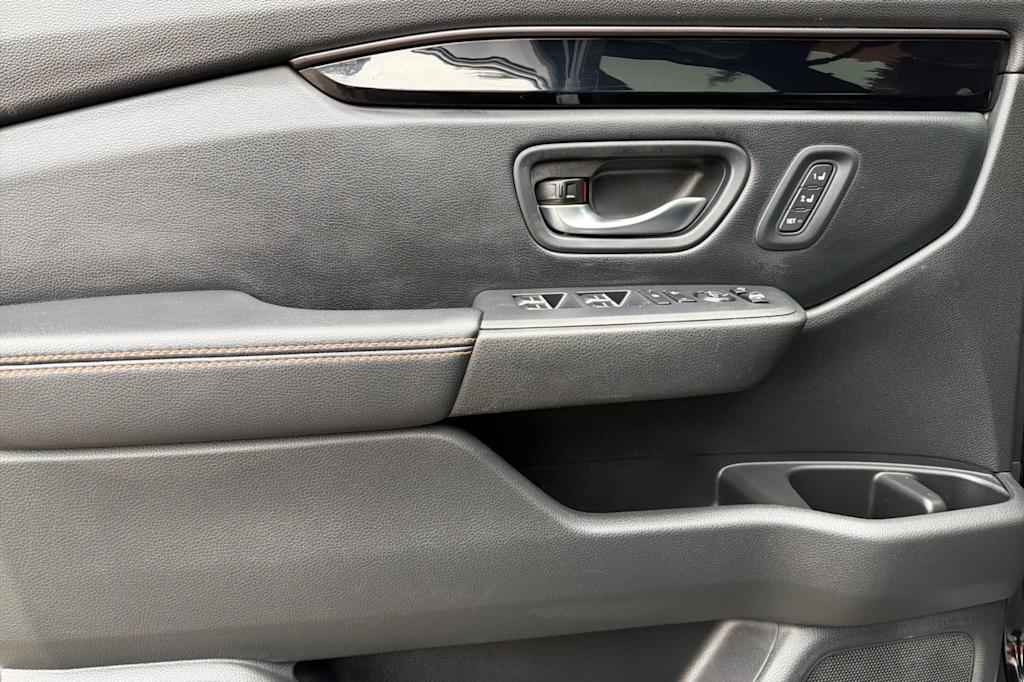 Thumbnail: 2024 Honda Pilot - 20