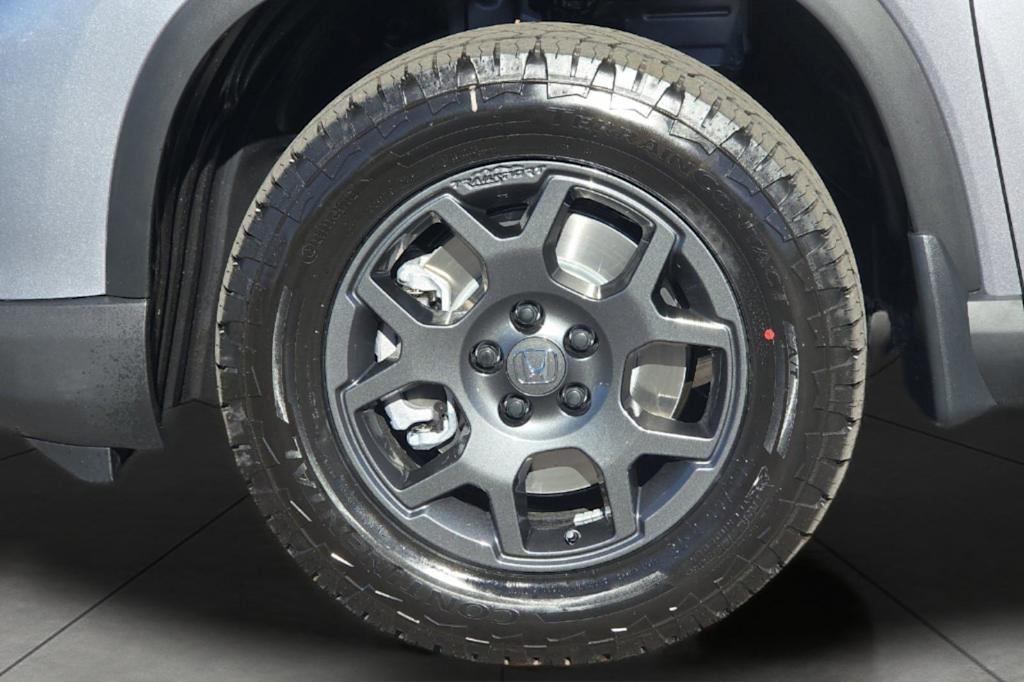 Thumbnail: 2025 Honda Pilot - 8