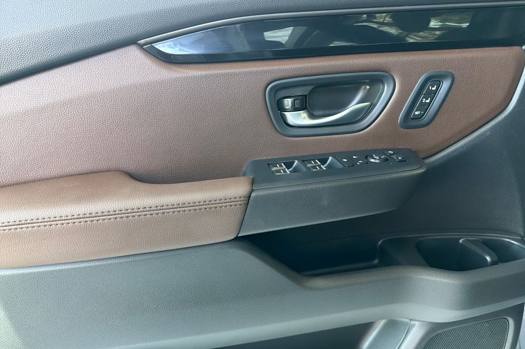 Thumbnail: 2026 Honda Pilot - 21