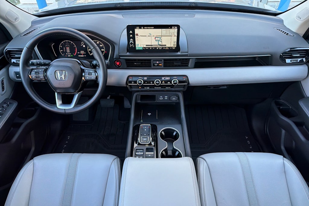 Thumbnail: 2023 Honda Pilot - 2