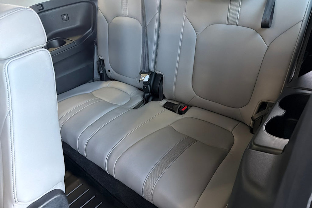 Thumbnail: 2025 Honda Pilot - 10