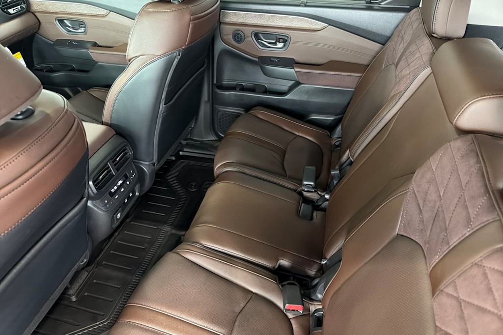 Thumbnail: 2026 Honda Pilot - 10