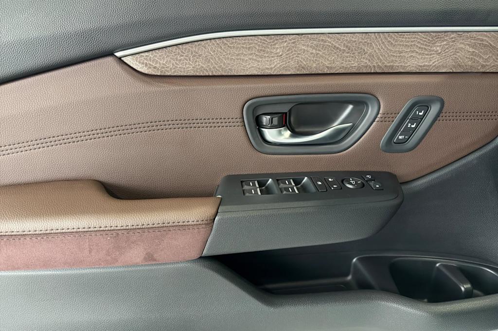 Thumbnail: 2026 Honda Pilot - 19