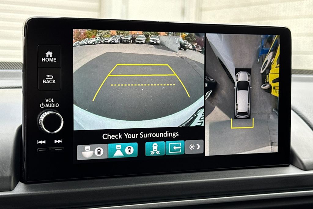 Thumbnail: 2025 Honda Pilot - 24