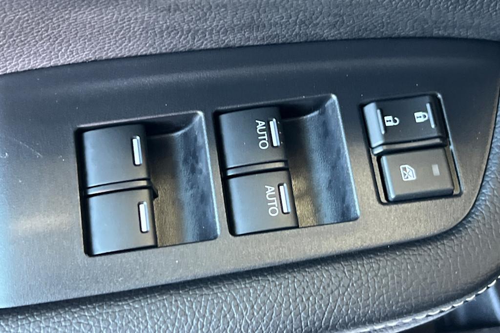 Thumbnail: 2025 Honda Ridgeline - 20