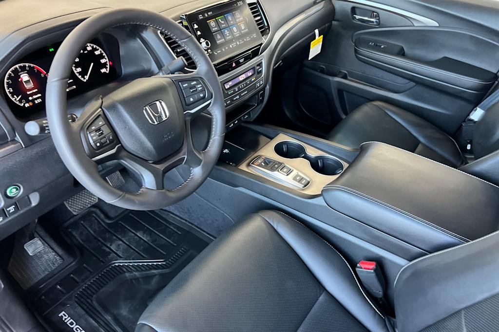 Thumbnail: 2025 Honda Ridgeline - 9