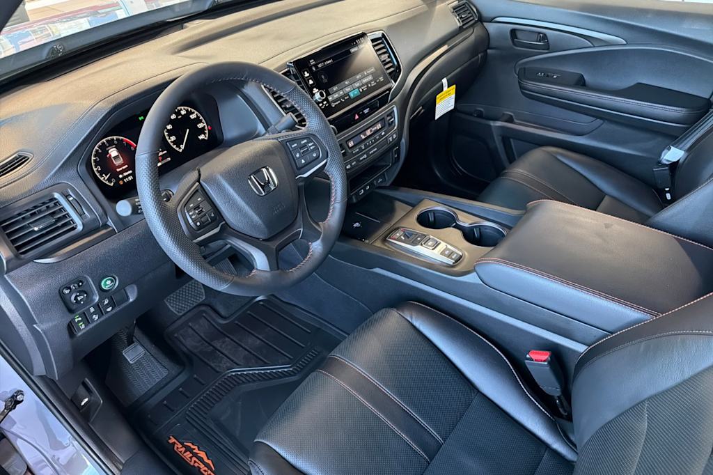 Thumbnail: 2026 Honda Ridgeline - 9