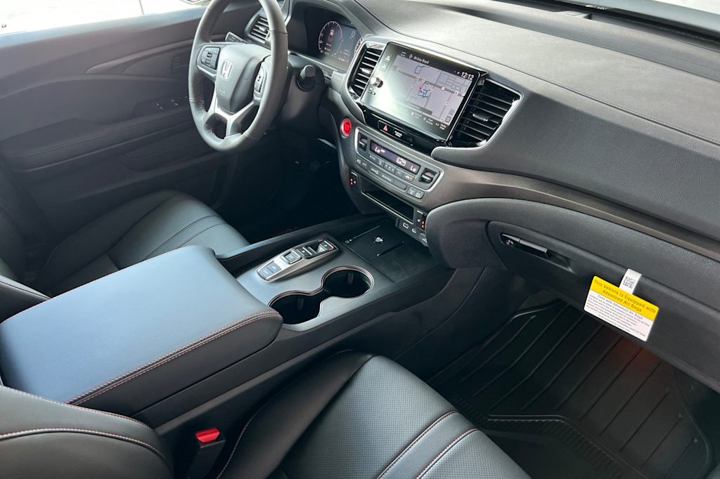 Thumbnail: 2025 Honda Ridgeline - 12