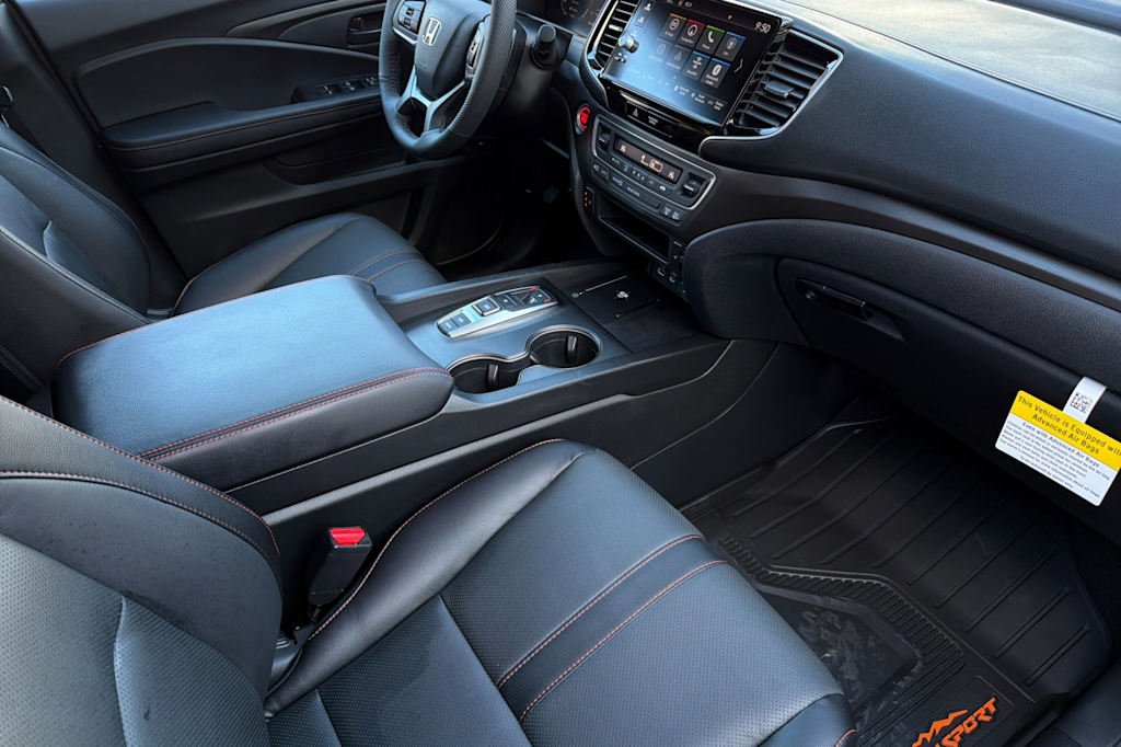 Thumbnail: 2026 Honda Ridgeline - 8