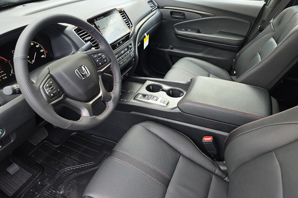 Thumbnail: 2025 Honda Ridgeline - 8
