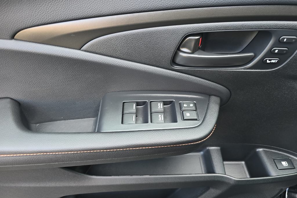 Thumbnail: 2025 Honda Ridgeline - 20