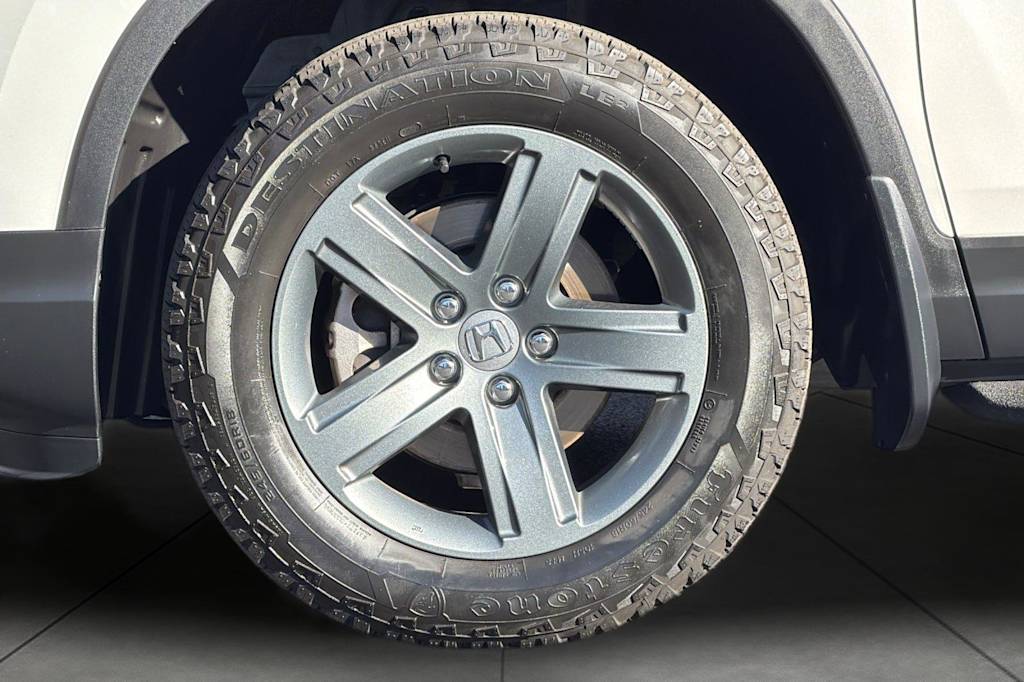 Thumbnail: 2023 Honda Ridgeline - 8