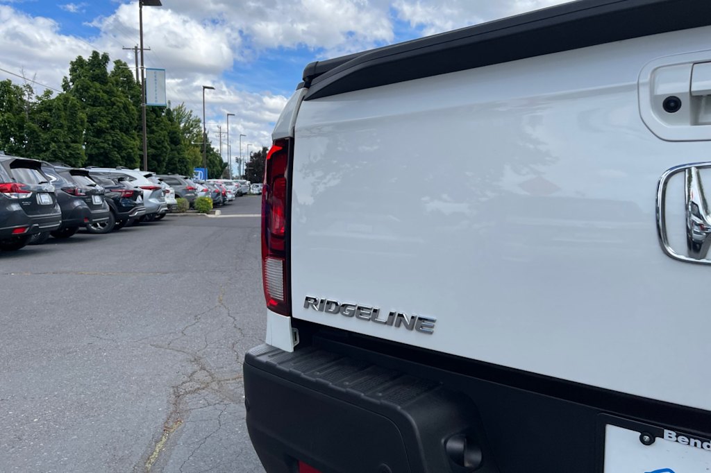 Thumbnail: 2023 Honda Ridgeline - 16