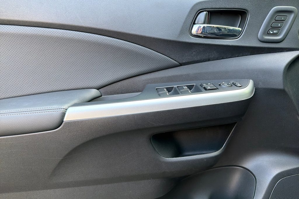 Thumbnail: 2016 Honda CR-V - 21