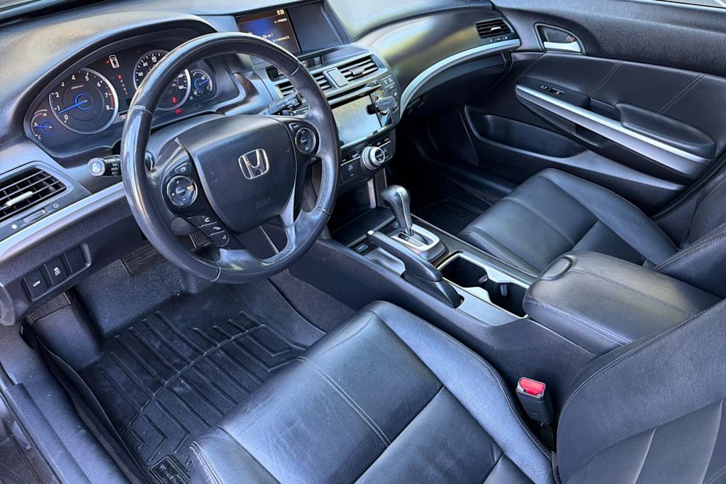 Thumbnail: 2013 Honda Crosstour - 9