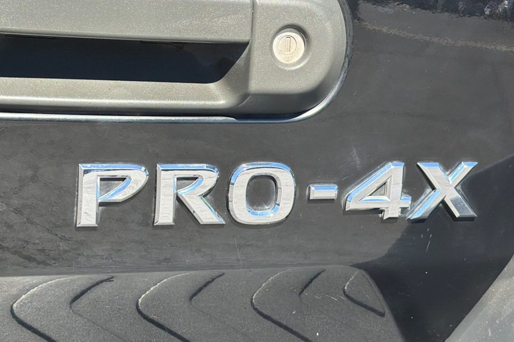 Thumbnail: 2011 Nissan Xterra - 7
