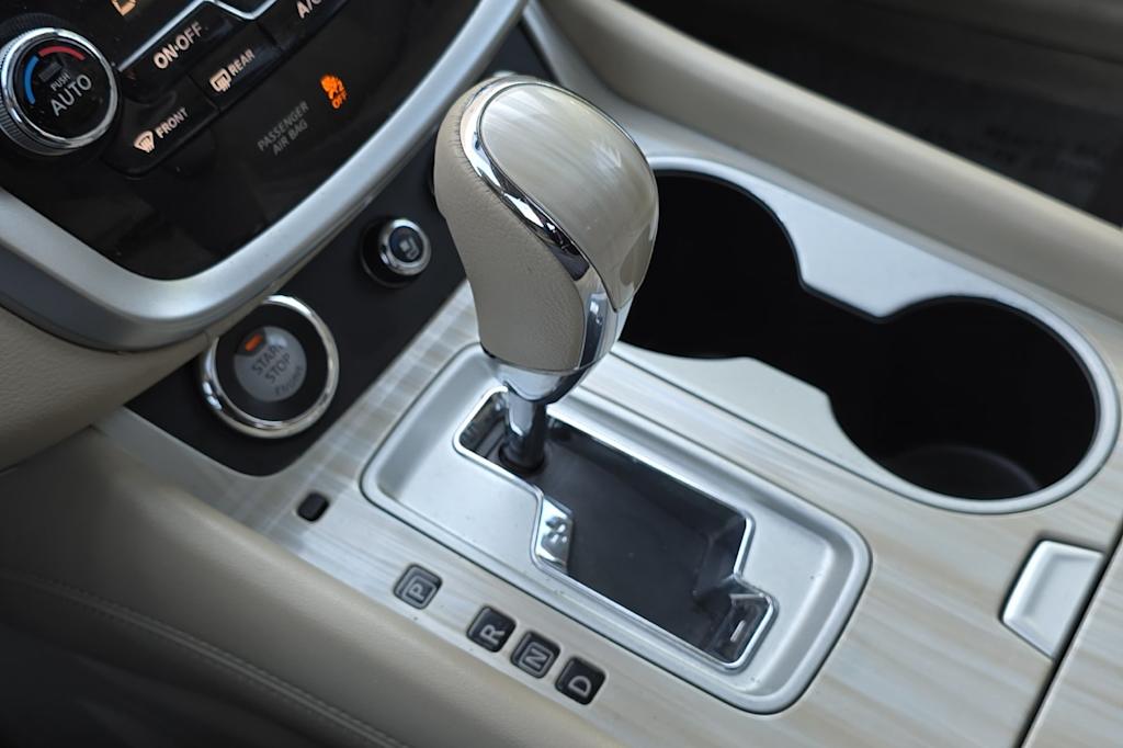 Thumbnail: 2015 Nissan Murano - 14