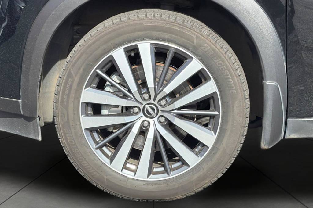 Thumbnail: 2022 Nissan Pathfinder - 8