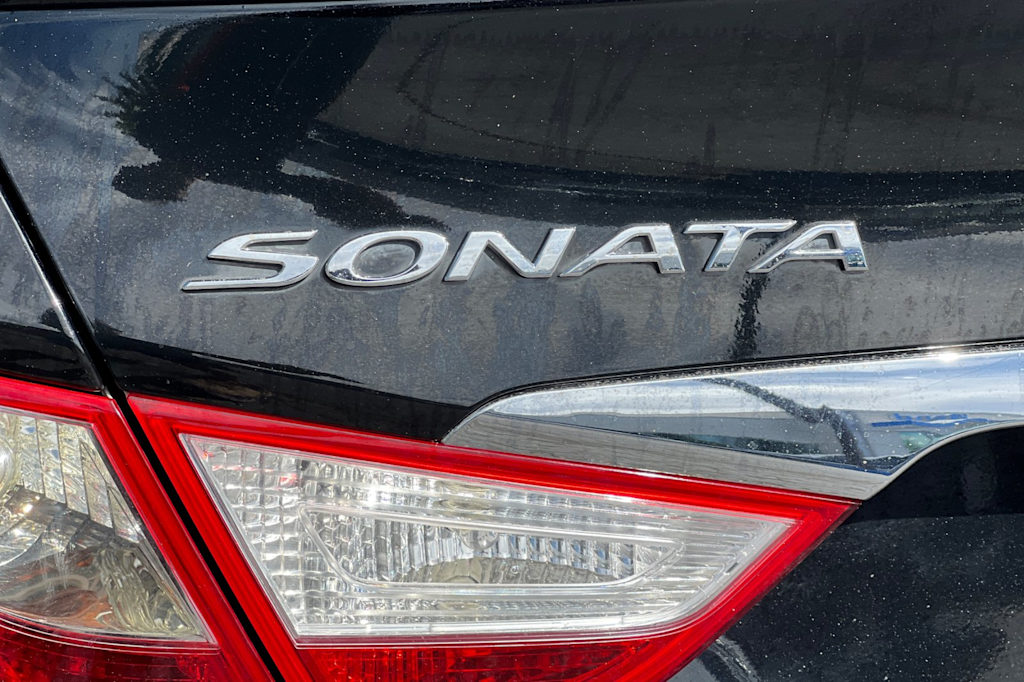 Thumbnail: 2013 Hyundai Sonata - 7