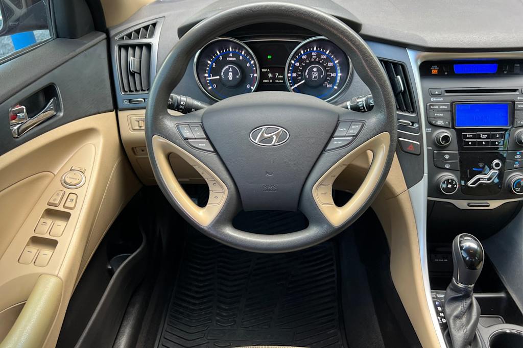 Thumbnail: 2013 Hyundai Sonata - 11