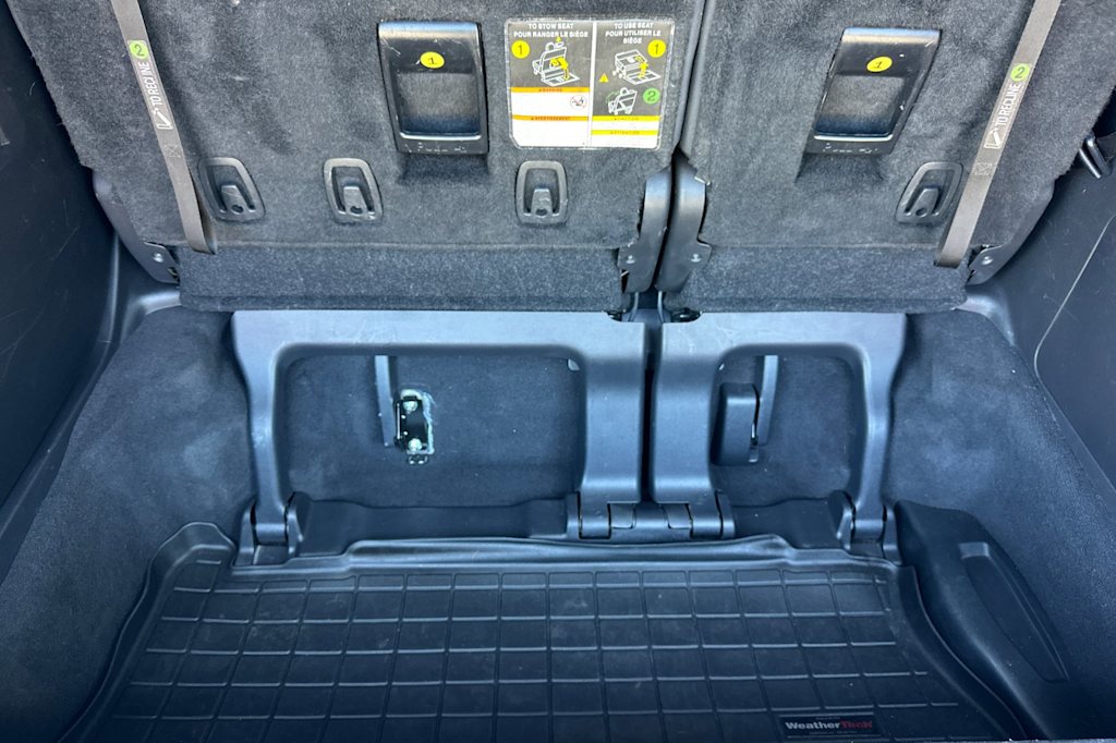 Thumbnail: 2022 Toyota Sienna - 16