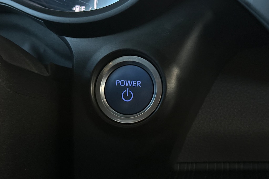 Thumbnail: 2022 Toyota Sienna - 28