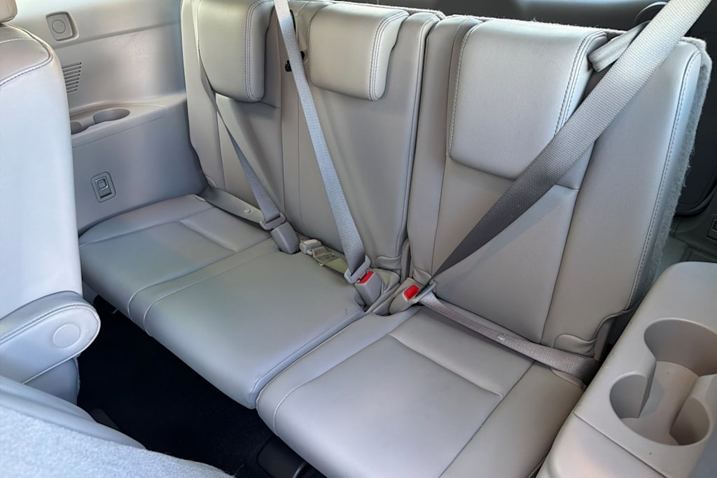 Thumbnail: 2017 Toyota Highlander - 23