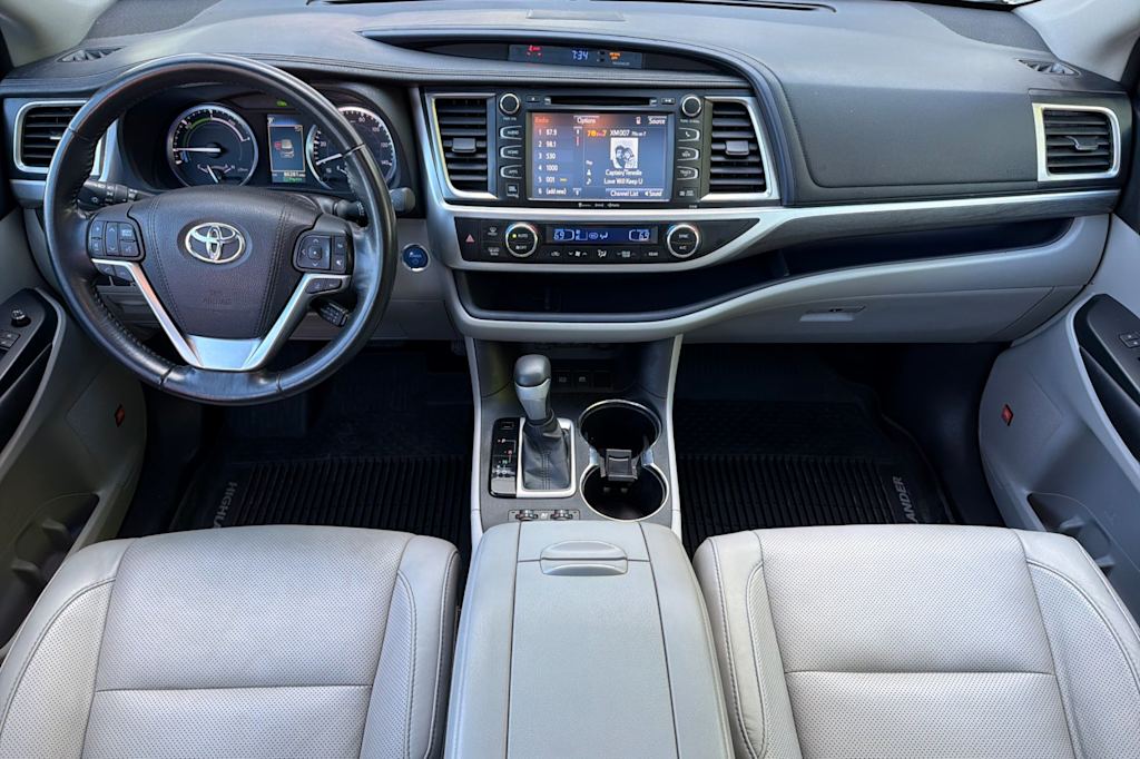 Thumbnail: 2017 Toyota Highlander - 2