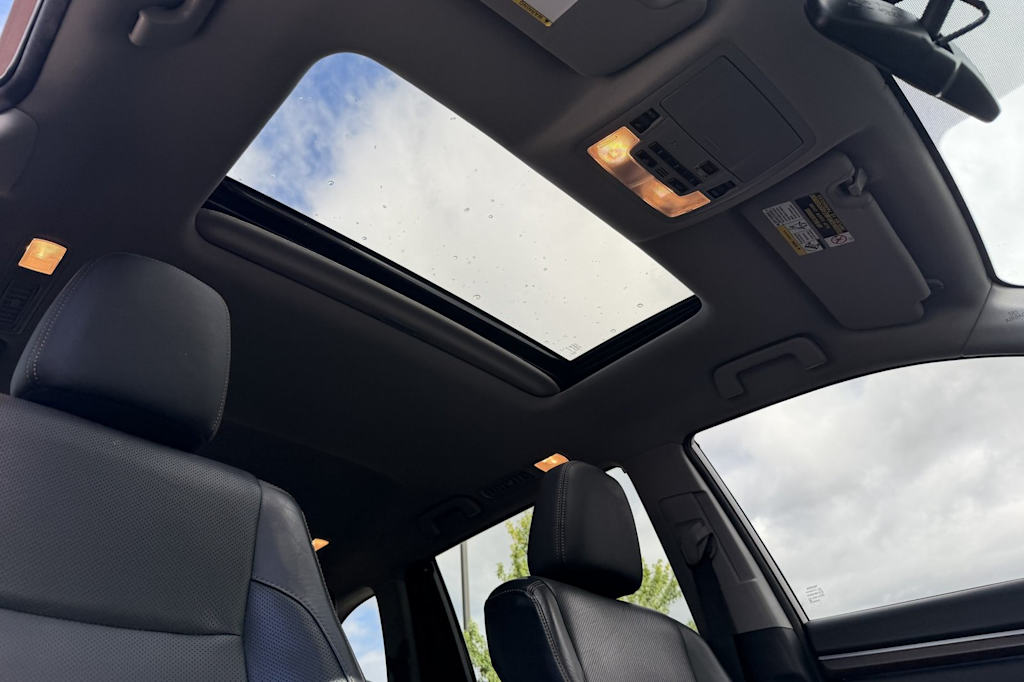 Thumbnail: 2016 Toyota Highlander - 24