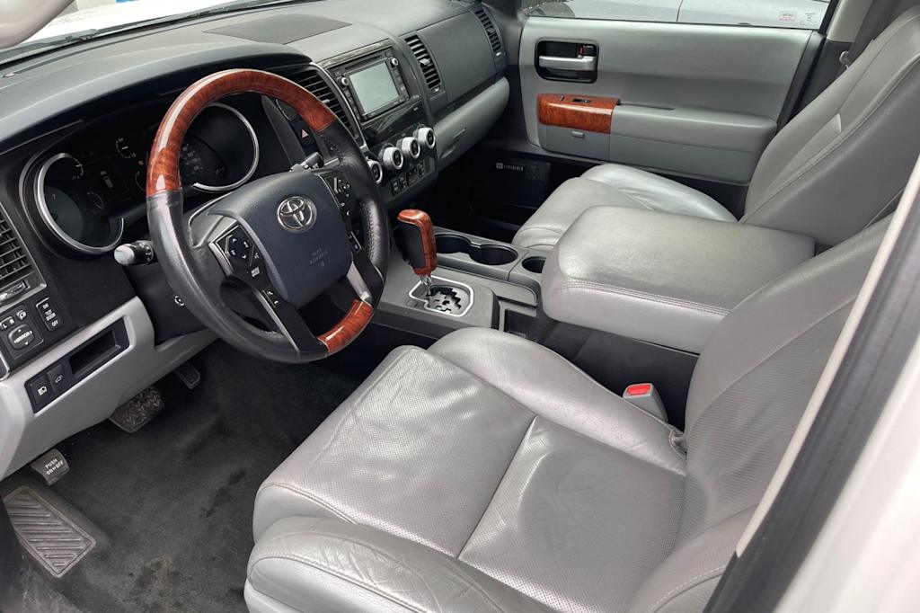 Thumbnail: 2018 Toyota Sequoia - 9