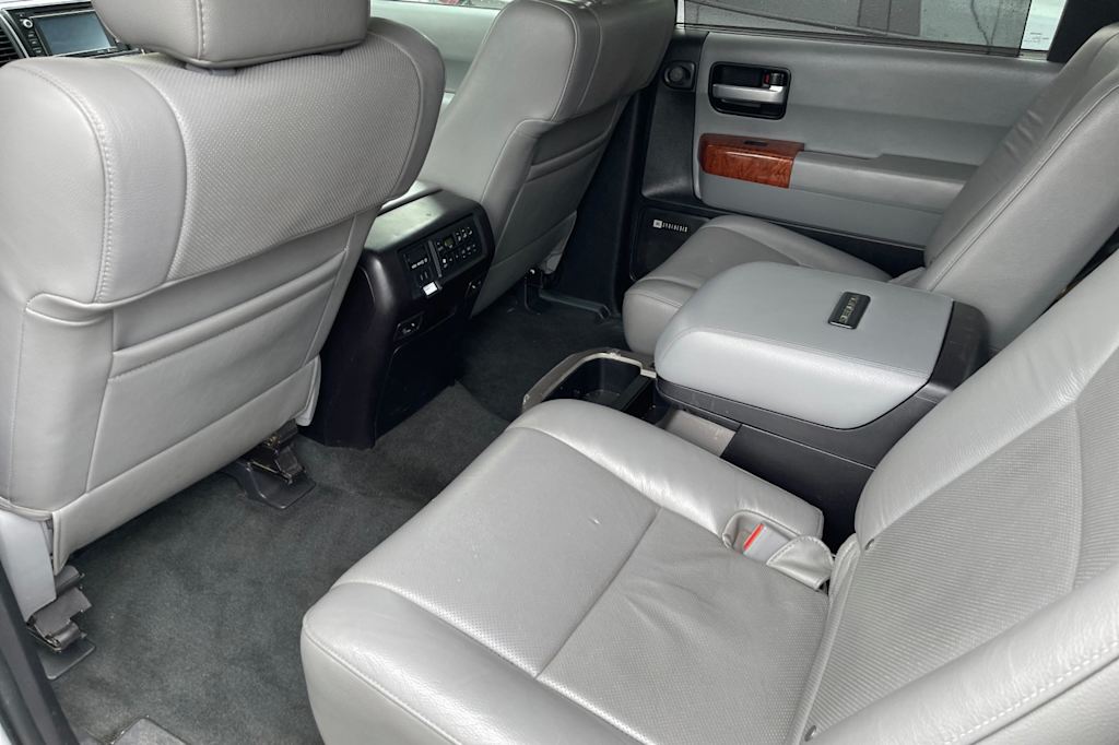 Thumbnail: 2018 Toyota Sequoia - 10