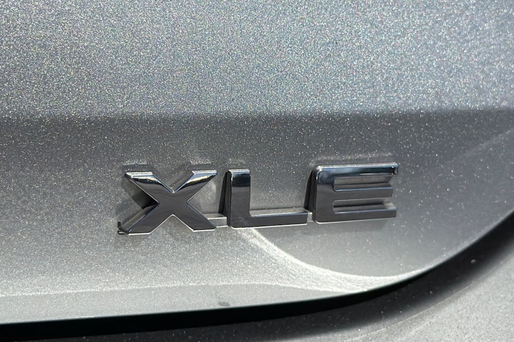 Thumbnail: 2020 Toyota Highlander - 19