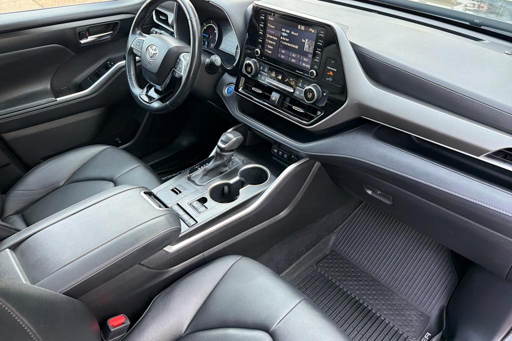 Thumbnail: 2020 Toyota Highlander - 12