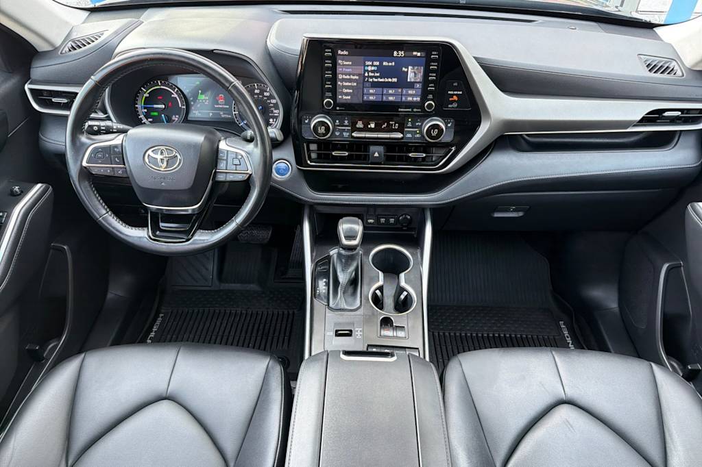 Thumbnail: 2020 Toyota Highlander - 2