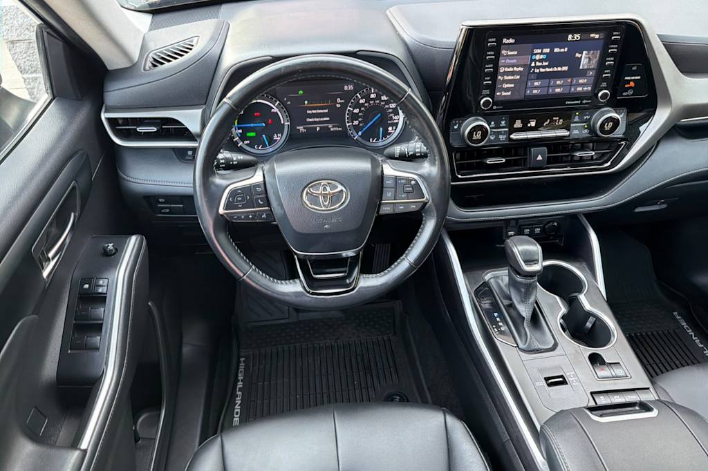 Thumbnail: 2020 Toyota Highlander - 11