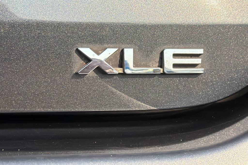 Thumbnail: 2020 Toyota Highlander - 7
