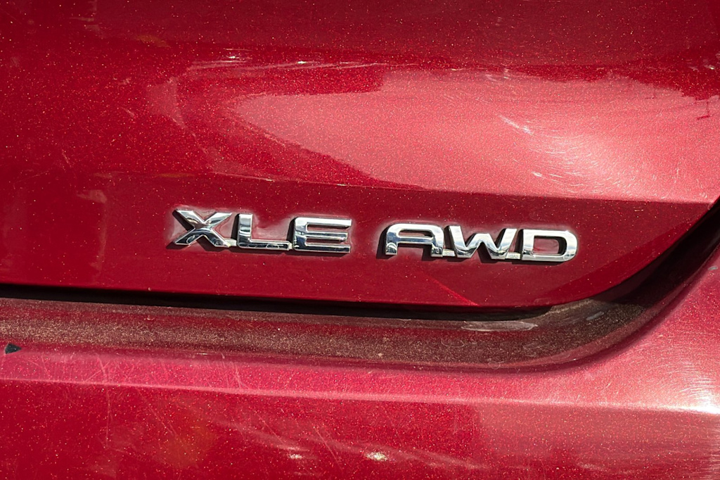 Thumbnail: 2021 Toyota Highlander - 7