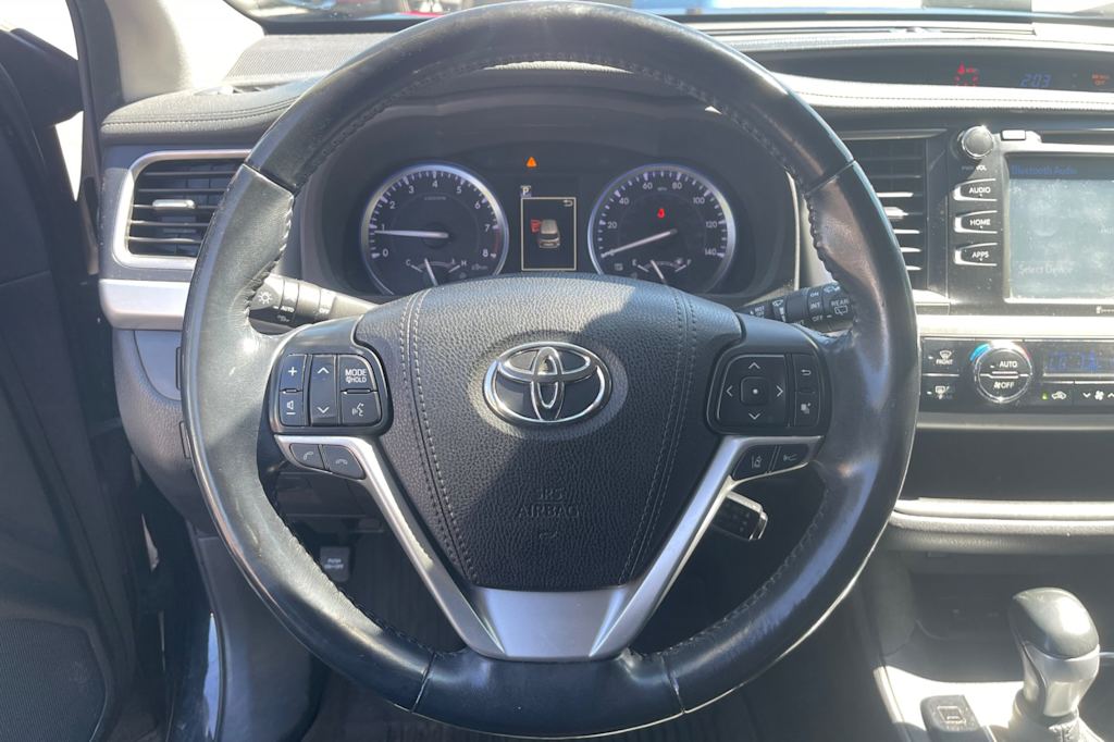 Thumbnail: 2018 Toyota Highlander - 9