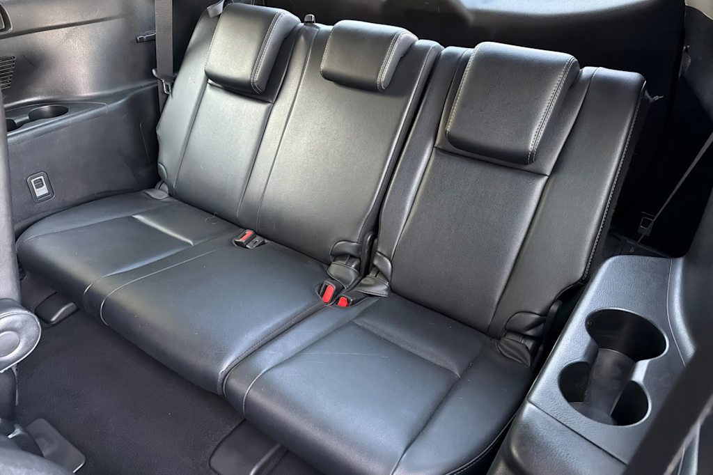 Thumbnail: 2018 Toyota Highlander - 23