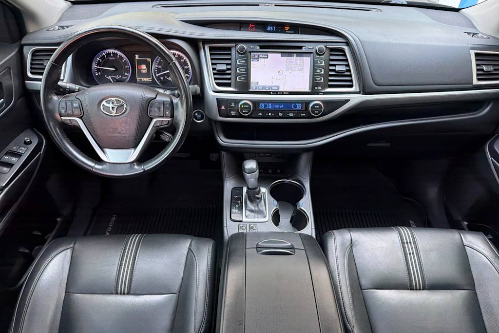 Thumbnail: 2018 Toyota Highlander - 2