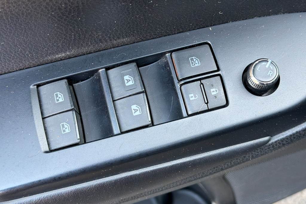 Thumbnail: 2018 Toyota Highlander - 22