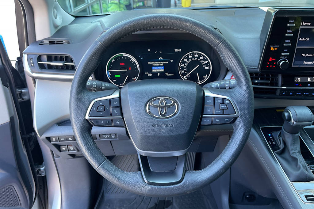 Thumbnail: 2024 Toyota Sienna - 9